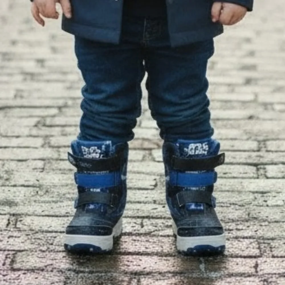 STAR WARS Boys Black & Blue w/Graphics Winter Boots - Size: 10